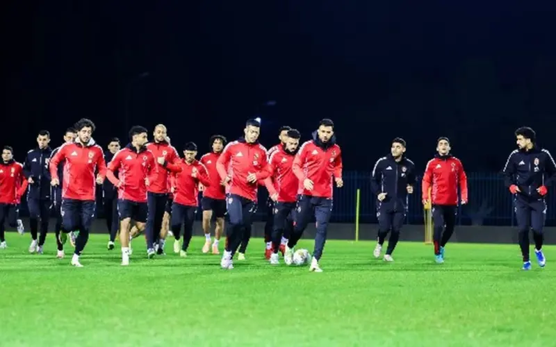 الأهلي يحتفي ويساند جماهيره ولاعبيه بصورة مميزة: تعيش القلعة الحمراء